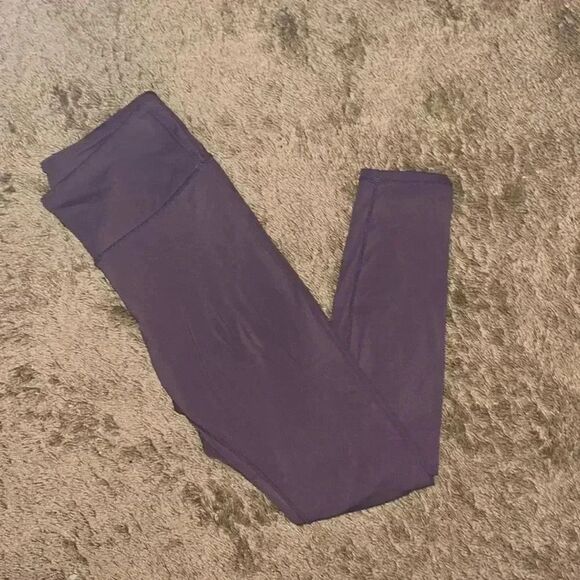 Athletic plum women’s small leggings about ankle length and high-rise - Picture 1 of 5